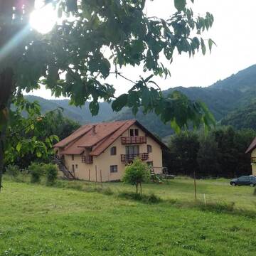 Фотографии Гостевой дом Casa " La padure" г. Бран (Румыния) №3 Фото Гостевой дом Casa " La padure" г. Бран 3
