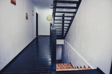 Фото номера Двухместный номер с 1 кроватью и видом на горы Гостевой дом Innes Apartments г. Бран 38