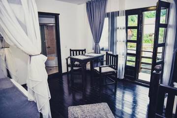 Фото номера Двухместный номер с 1 кроватью и видом на горы Гостевой дом Innes Apartments г. Бран 31