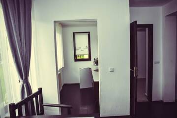 Фото номера Апартаменты с 2 спальнями Гостевой дом Innes Apartments г. Бран 15