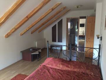 Фото номера Attic Double Room - No Balcony (Adults Only) Гостевой дом Pensiunea Ego Residence г. Бран 2