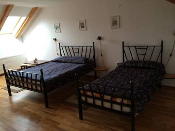 Фото номера Attic Triple Room with Private Bathroom - No Balcony Гостевой дом Pensiunea Ego Residence г. Бран 3
