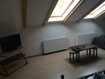 Фото номера Attic Superior Triple Room - No Balcony Гостевой дом Pensiunea Ego Residence г. Бран 3
