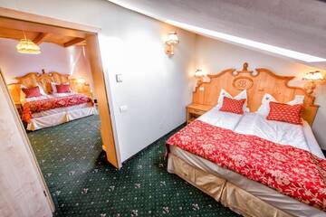Фото номера Люкс с 1 спальней Гостевой дом Brandeberg Pension &amp; Restaurant г. Бран 5
