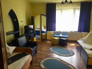 Фото номера Трехместный номер Гостевой дом Casa Braneana г. Бран 5