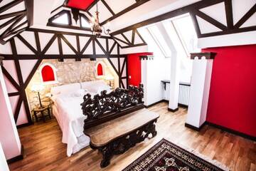 Фото номера Номер «Дракулас» Гостевой дом Casa Din Bran - Inn Center г. Бран 5