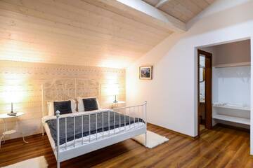 Фото номера Улучшенная вилла Виллы Green Resort Bran г. Бран 27