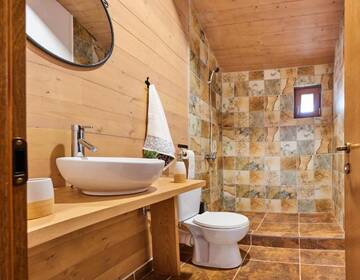 Фото номера Шале с двумя спальнями Виллы Green Resort Bran г. Бран 27