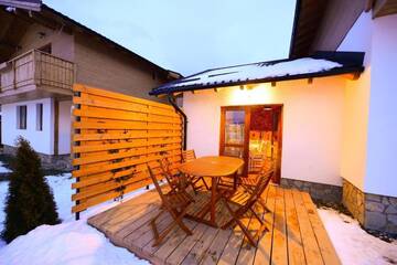 Фото номера Шале с двумя спальнями Виллы Green Resort Bran г. Бран 39