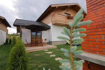 Фото номера Шале с двумя спальнями Виллы Green Resort Bran г. Бран 36