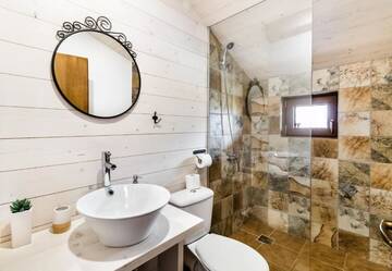 Фото номера Шале с двумя спальнями Виллы Green Resort Bran г. Бран 38