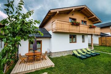 Фото номера Шале с двумя спальнями Виллы Green Resort Bran г. Бран 11