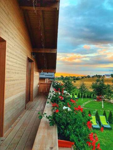 Фото номера Шале с двумя спальнями Виллы Green Resort Bran г. Бран 12