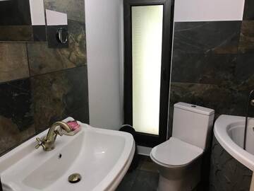 Фото номера Номер Делюкс с кроватью размера «king-size» Гостевой дом Relax г. Бран 6
