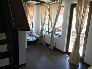 Фото номера Номер с кроватью размера «king-size» и балконом Гостевой дом Relax г. Бран 6