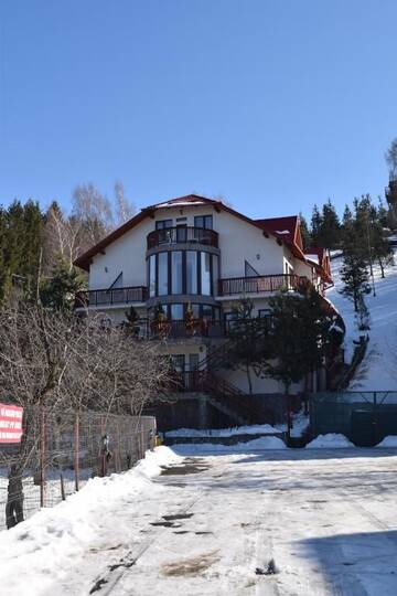 Фото номера Двухместный номер с 2 отдельными кроватями Курортные отели Club Vila Bran г. Бран 9