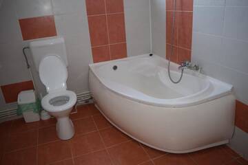Фото номера Двухместный номер с 2 отдельными кроватями Курортные отели Club Vila Bran г. Бран 15