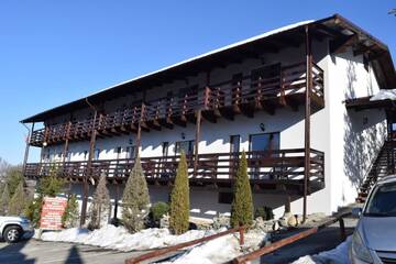 Фото номера Двухместный номер с 1 кроватью Курортные отели Club Vila Bran г. Бран 10