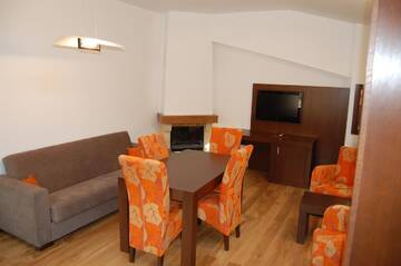 Фотографии Отель Hotel Wolf 2 г. Бран (Румыния) №3 Фото Отель Hotel Wolf 2 г. Бран 3