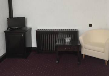 Фото номера Двухместный номер с 1 кроватью Гостевой дом Pensiunea Benga г. Бран 6
