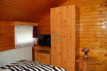 Фото номера Дом с 7 комнатами Дома для отпуска Rustic home-bad &amp; breakfast г. Бран 20