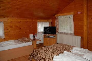 Фото номера Дом с 7 комнатами Дома для отпуска Rustic home-bad &amp; breakfast г. Бран 28