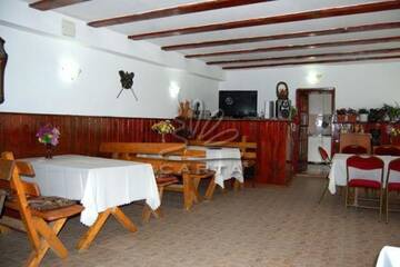 Фото номера Дом с 7 комнатами Дома для отпуска Rustic home-bad &amp; breakfast г. Бран 29
