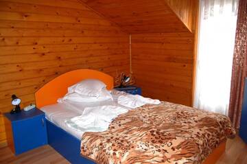 Фото номера Дом с 7 комнатами Дома для отпуска Rustic home-bad &amp; breakfast г. Бран 9