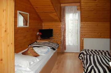 Фото номера Дом с 7 комнатами Дома для отпуска Rustic home-bad &amp; breakfast г. Бран 38