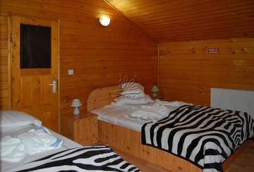 Фото номера Дом с 7 комнатами Дома для отпуска Rustic home-bad &amp; breakfast г. Бран 10